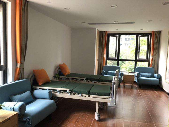 1643342340432054435.jpg src=http___img.zjolcdn.com_mlf_dzw_hzpd_jrsd_bwzg_201810_W020181011288513495315.jpg