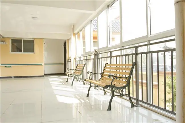 1648522577665033576.jpg 74190522,2435587644.jpg