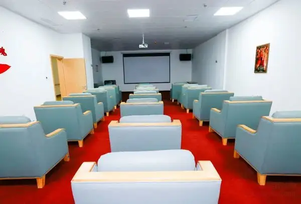 1653797416892043944.jpg bd26b1c32bf72d4ca8aa45be2df7.jpg