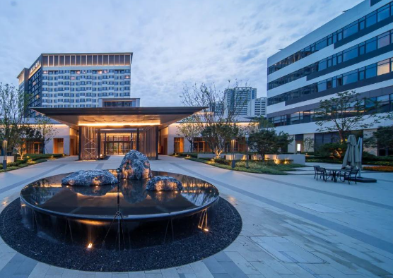 1750653214280003389.png 1750653181155.png